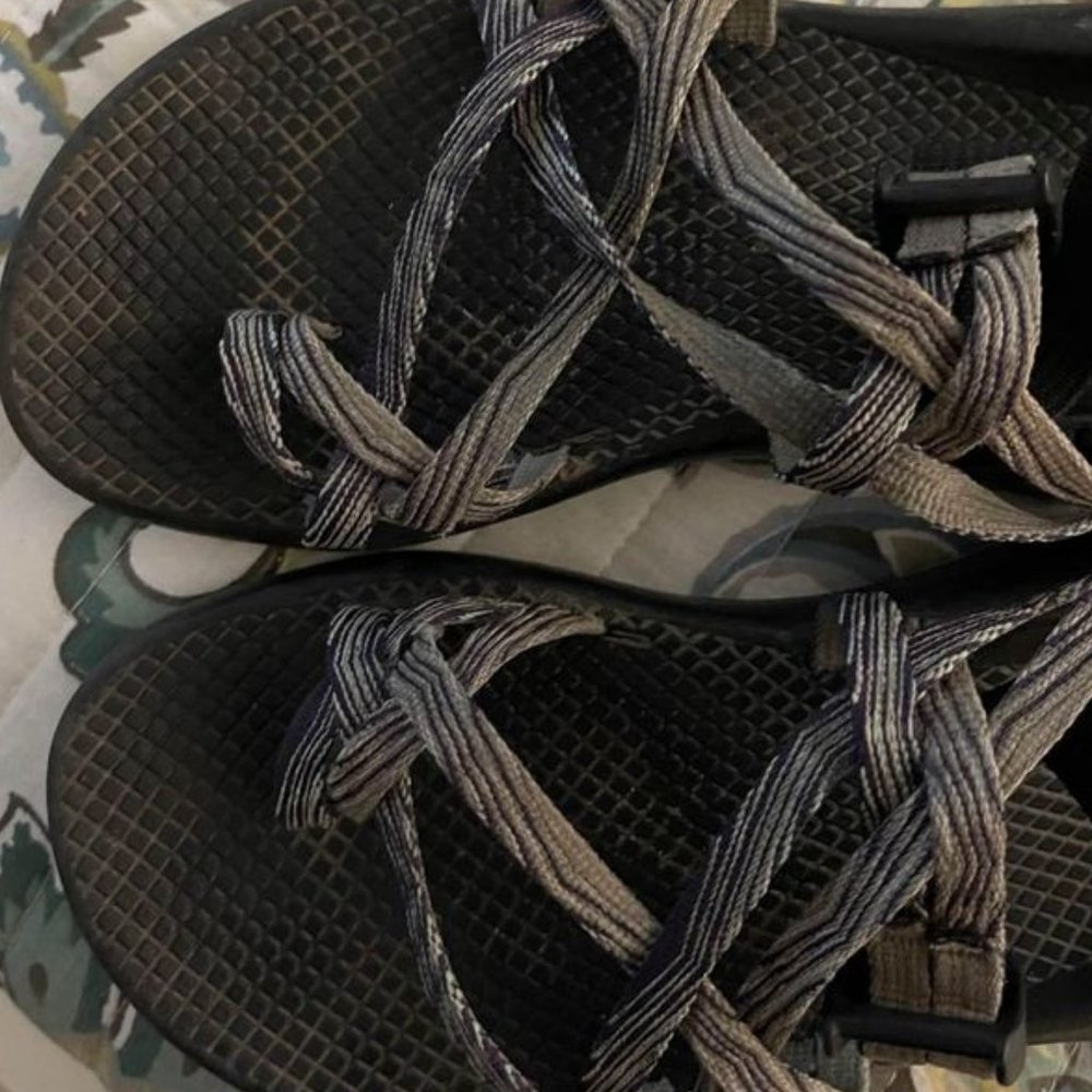 W Size 7 Chacos